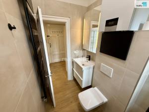 Pronájem bytu 3+kk, Praha - Nusle, Táborská, 56 m2