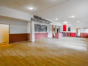 Prodej obchodního prostoru, Ústí nad Labem - Krásné Březno, Neštěmická, 566 m2