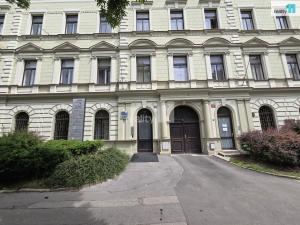 Pronájem bytu 2+kk, Praha - Bubeneč, Korunovační, 55 m2