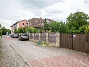 Prodej vícegeneračního domu, Praha - Horní Počernice, Na nové silnici, 394 m2