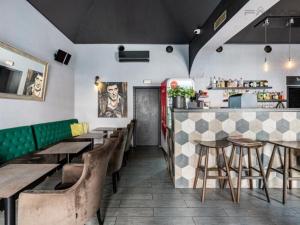 Pronájem obchodního prostoru, Praha - Nové Město, Legerova, 124 m2