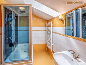 Prodej rodinného domu, Bělkovice-Lašťany, 259 m2