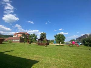 Prodej rodinného domu, Valašské Klobouky, 250 m2
