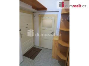Pronájem bytu 2+kk, Praha - Bubeneč, N. A. Někrasova, 55 m2