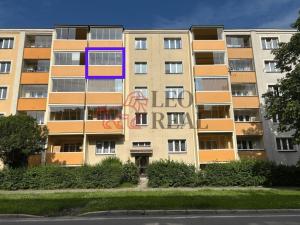 Prodej bytu 2+1, Karviná - Mizerov, tř. Těreškovové, 56 m2