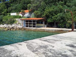 Prodej rodinného domu, Viganj,Chorvatsko, 90 m2