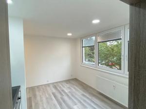 Pronájem bytu 2+kk, Zlín, Křiby, 34 m2