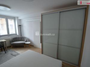 Pronájem bytu 1+1, Praha - Motol, Podhorská, 35 m2