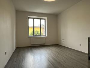 Pronájem bytu 2+kk, Praha - Vršovice, Omská, 55 m2