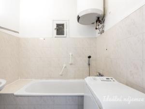 Pronájem bytu 2+kk, Praha - Břevnov, Nad Kajetánkou, 46 m2