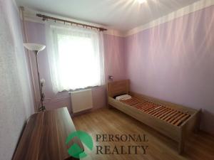 Pronájem bytu 2+kk, Chvaletice, U Kulturního domu, 32 m2