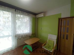 Pronájem bytu 2+kk, Chvaletice, U Kulturního domu, 32 m2