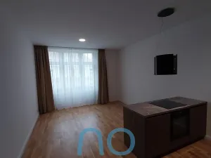Pronájem bytu 1+kk, Praha - Nové Město, Ječná, 34 m2