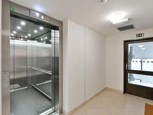 Prodej bytu 2+kk, Praha - Žižkov, Olšanská, 80 m2