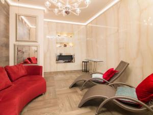 Prodej atypického bytu, Karlovy Vary, Vřídelní, 94 m2