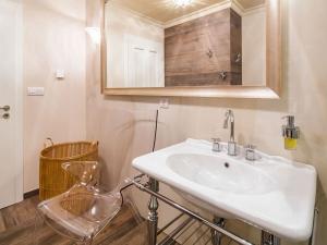 Prodej atypického bytu, Karlovy Vary, Vřídelní, 94 m2