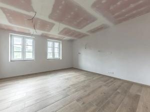 Prodej rodinného domu, Kratušín, 420 m2