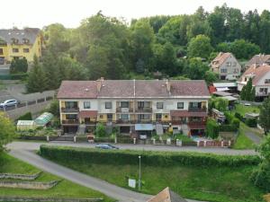Prodej rodinného domu, Rovensko pod Troskami, 220 m2