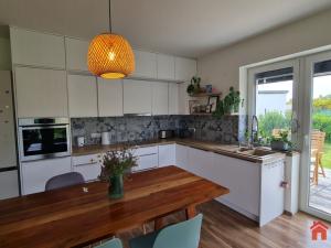 Pronájem rodinného domu, Buštěhrad, U Kapličky, 102 m2
