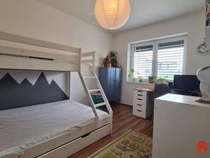 Pronájem rodinného domu, Buštěhrad, U Kapličky, 102 m2