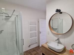Pronájem rodinného domu, Buštěhrad, U Kapličky, 102 m2