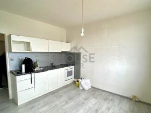Prodej bytu 2+kk, Praha, 38 m2