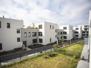 Pronájem bytu 2+kk, Praha - Řepy, U Lesoparku, 40 m2