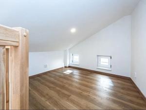 Pronájem bytu 1+kk, Praha - Nové Město, Lípová, 47 m2