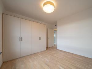 Pronájem bytu 2+kk, Praha - Modřany, Mezi vodami, 57 m2
