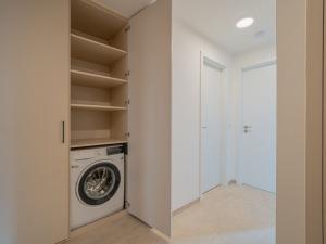 Pronájem bytu 2+kk, Praha - Modřany, Mezi vodami, 57 m2