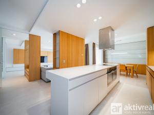 Pronájem bytu 4+kk, Praha - Karlín, Za Karlínským přístavem, 150 m2