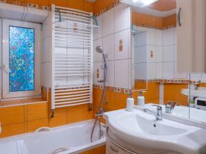 Prodej rodinného domu, Mladé Buky - Kalná Voda, 170 m2