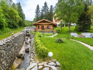 Prodej rodinného domu, Bečov nad Teplou, Na Zelené, 231 m2