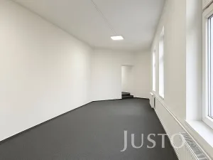 Pronájem kanceláře, Teplice, U Krupské brány, 36 m2