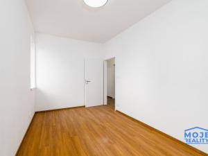 Pronájem bytu 3+kk, Plzeň - Skvrňany, Františka Kováříka, 66 m2