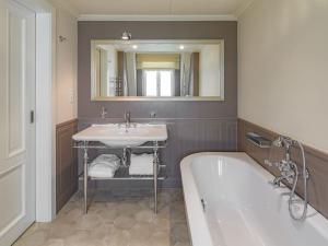Prodej bytu 3+kk, Karlovy Vary, Vřídelní, 111 m2