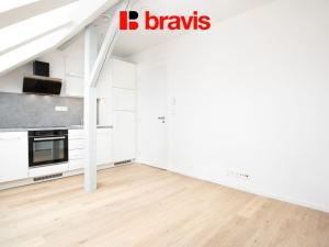 Pronájem kanceláře, Brno, Zemkova, 22 m2