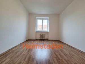 Pronájem bytu 2+kk, Havířov - Město, Hlavní třída, 37 m2