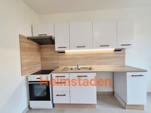 Pronájem bytu 2+kk, Havířov - Město, Hlavní třída, 37 m2