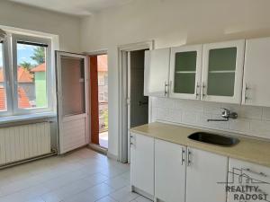 Prodej bytu 3+1, Hodonín, Pr. Veselého, 84 m2