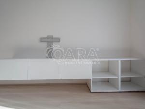 Pronájem bytu 1+kk, Praha - Vršovice, Petrohradská, 30 m2