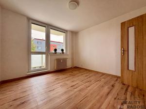 Prodej bytu 3+1, Rousínov, V Sídlišti, 73 m2