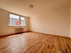 Prodej bytu 3+1, Rousínov, V Sídlišti, 73 m2