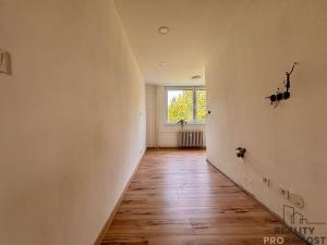 Prodej bytu 3+1, Rousínov, V Sídlišti, 73 m2