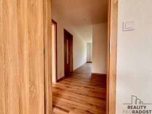Prodej bytu 3+1, Rousínov, V Sídlišti, 73 m2