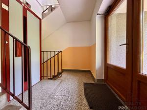 Prodej bytu 3+1, Rousínov, V Sídlišti, 73 m2
