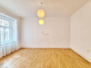Pronájem bytu 1+1, Praha - Smíchov, Na Celné, 50 m2