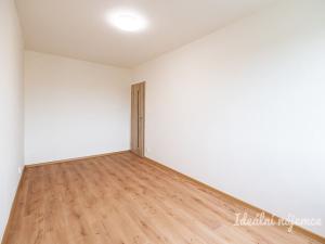Pronájem bytu 3+1, Praha, Hrusická, 71 m2