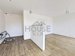 Prodej bytu 3+1, Praha - Bohnice, Štětínská, 63 m2