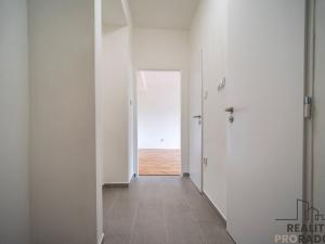 Pronájem bytu 2+1, Frýdlant nad Ostravicí - Frýdlant, Komenského, 52 m2